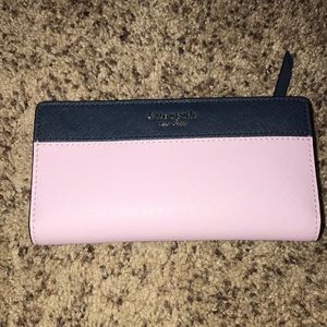 kate spade wallet- barely used new without tags!!!